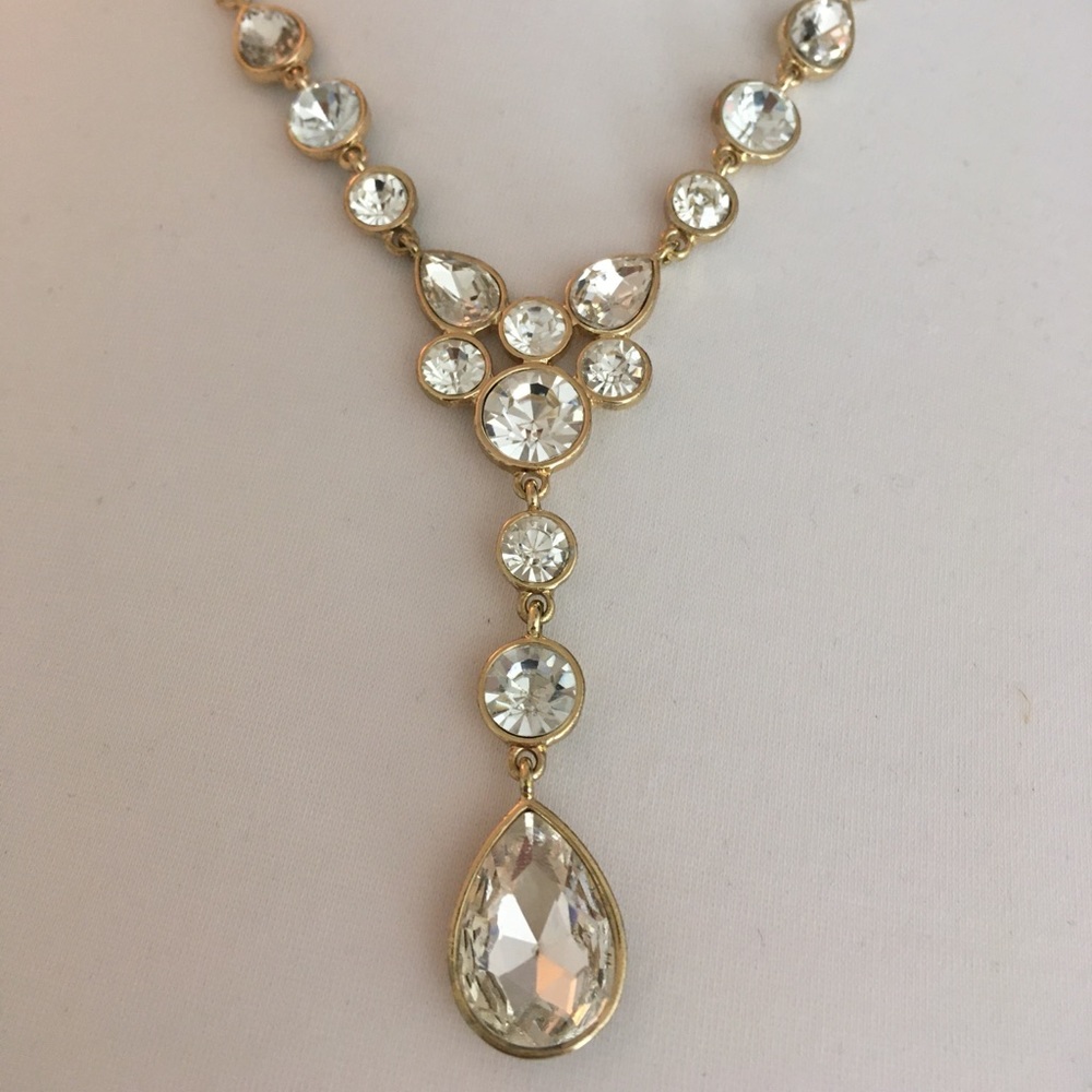 Gold tone necklace